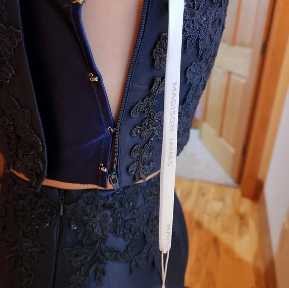NWT Madison James Two Piece Prom/Hoco Dress - Picture 9 of 11